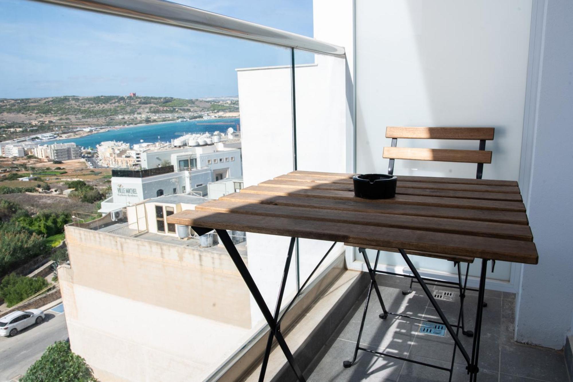 Gest Vandrarhem Mellieħa Exteriör bild